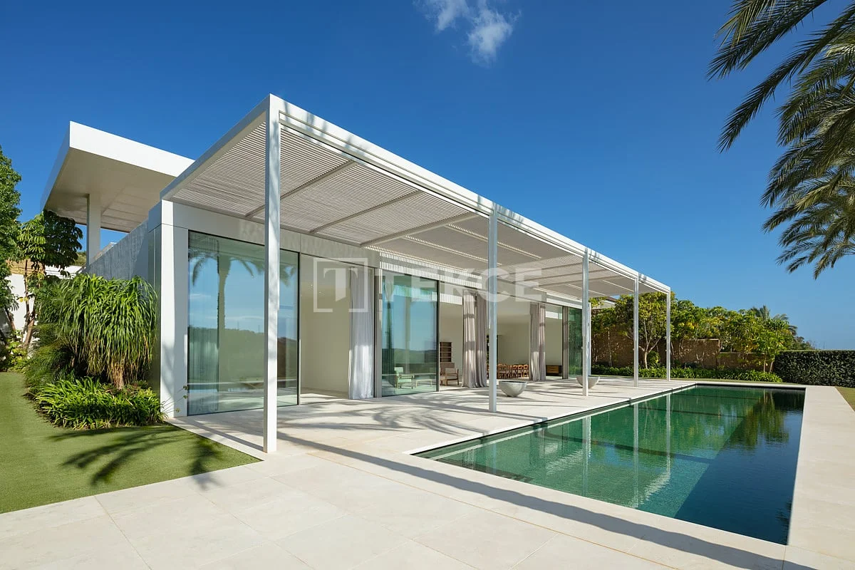 5-Bedroom Villa with Golf and Sea Views in Casares