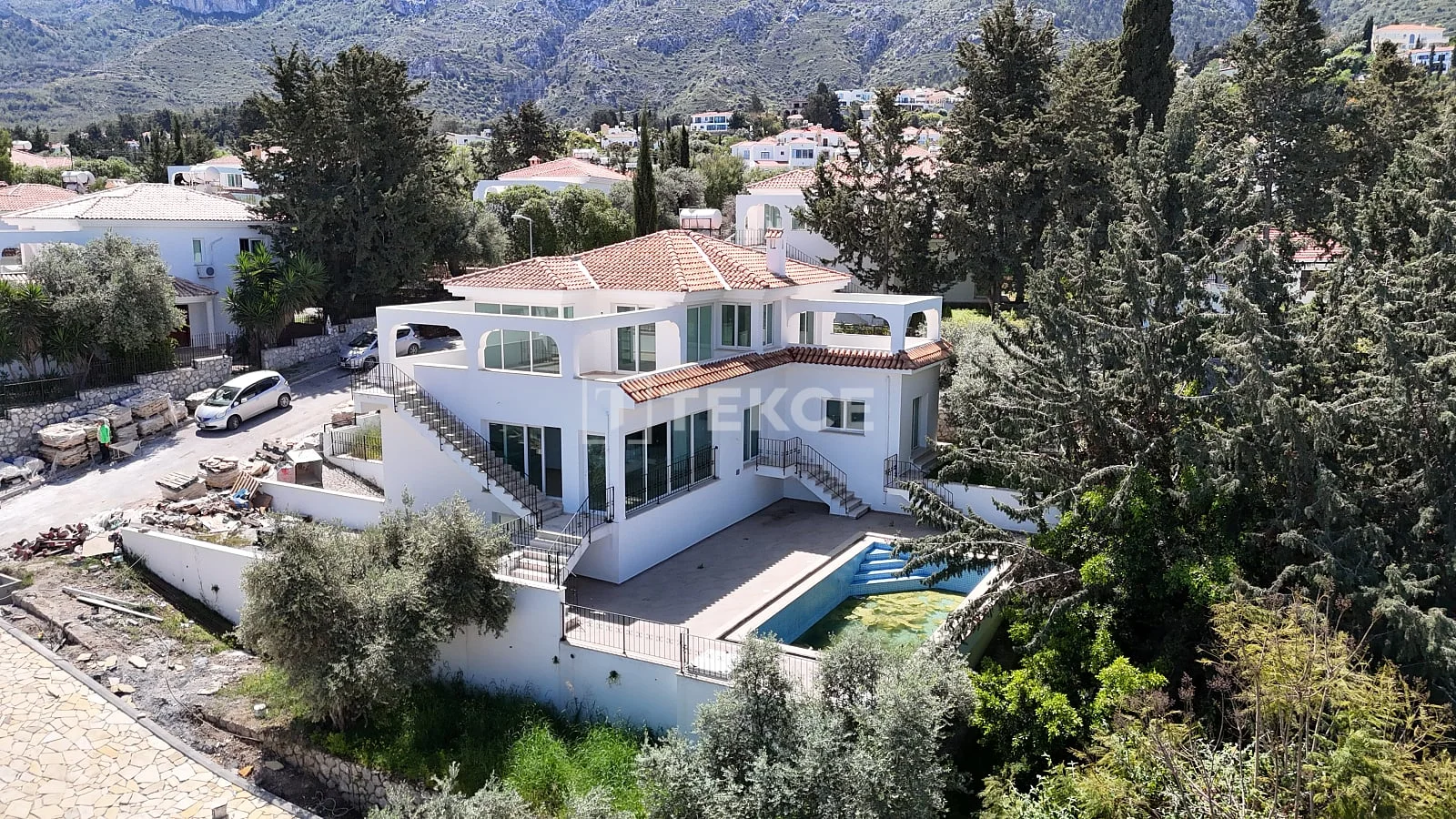 4-Bedroom Villa with Sea View in Kyrenia, photo 3