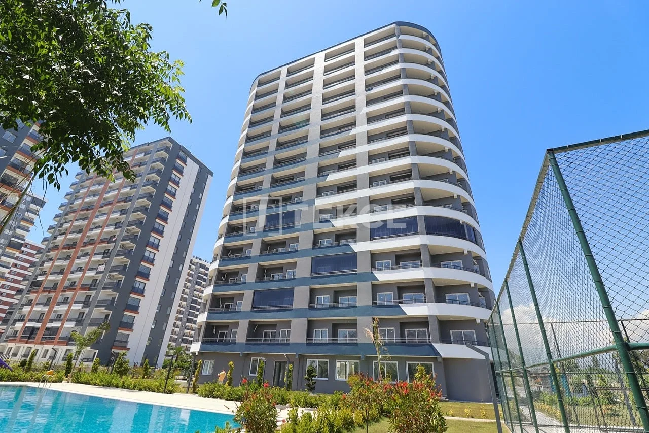 1-Bedroom Apartment with Sea View in Mersin, Turkey, photo 3