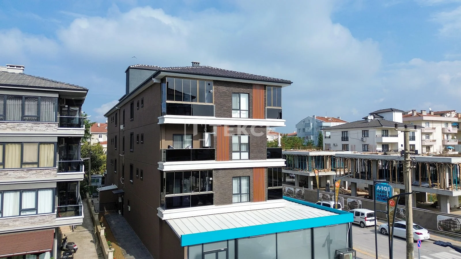 3-Bedroom Apartment with Sea View in Chiftlikköy, Yalova, photo 2