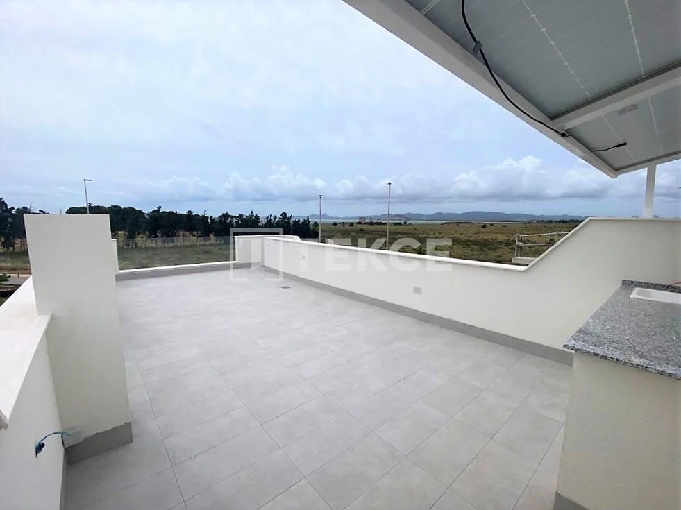 3-Bedroom Villa with Private Pool in Los Alcazares, photo 4