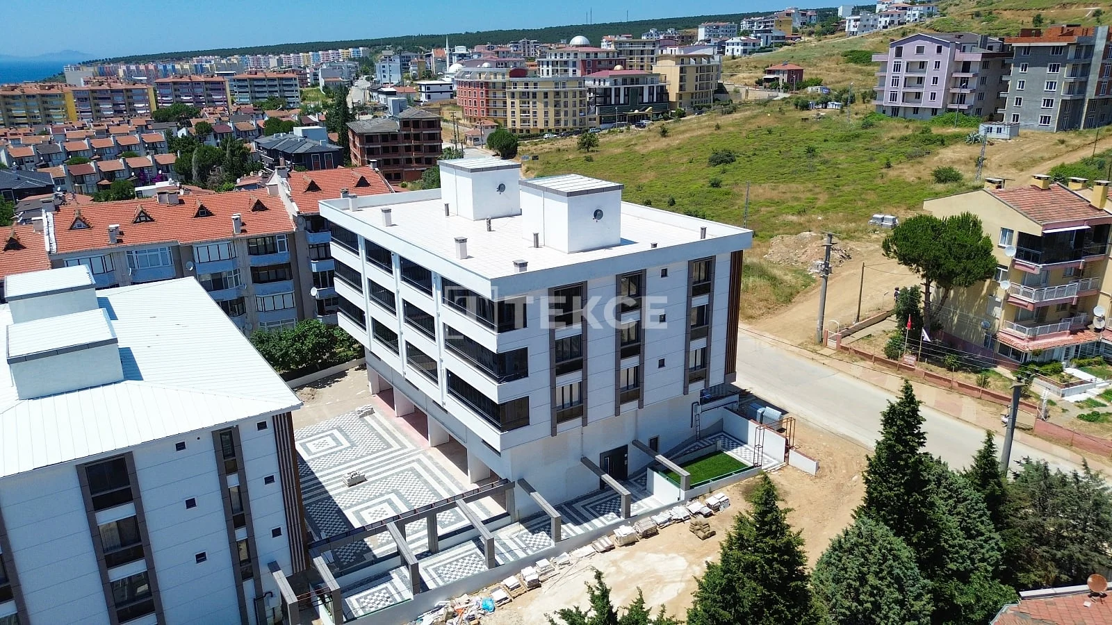 2-Bedroom Apartment with Sea View in Armutlu, Yalova, photo 3