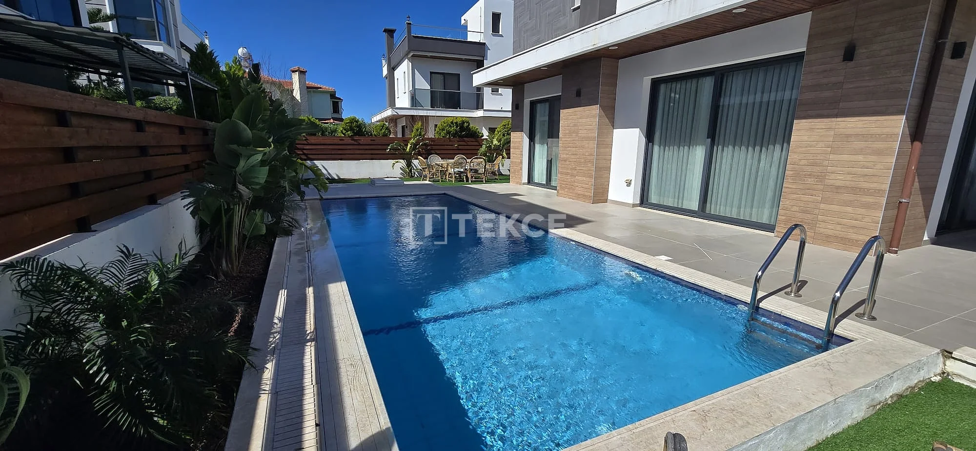 4-Bedroom Villa with Private Pool in Kyrenia