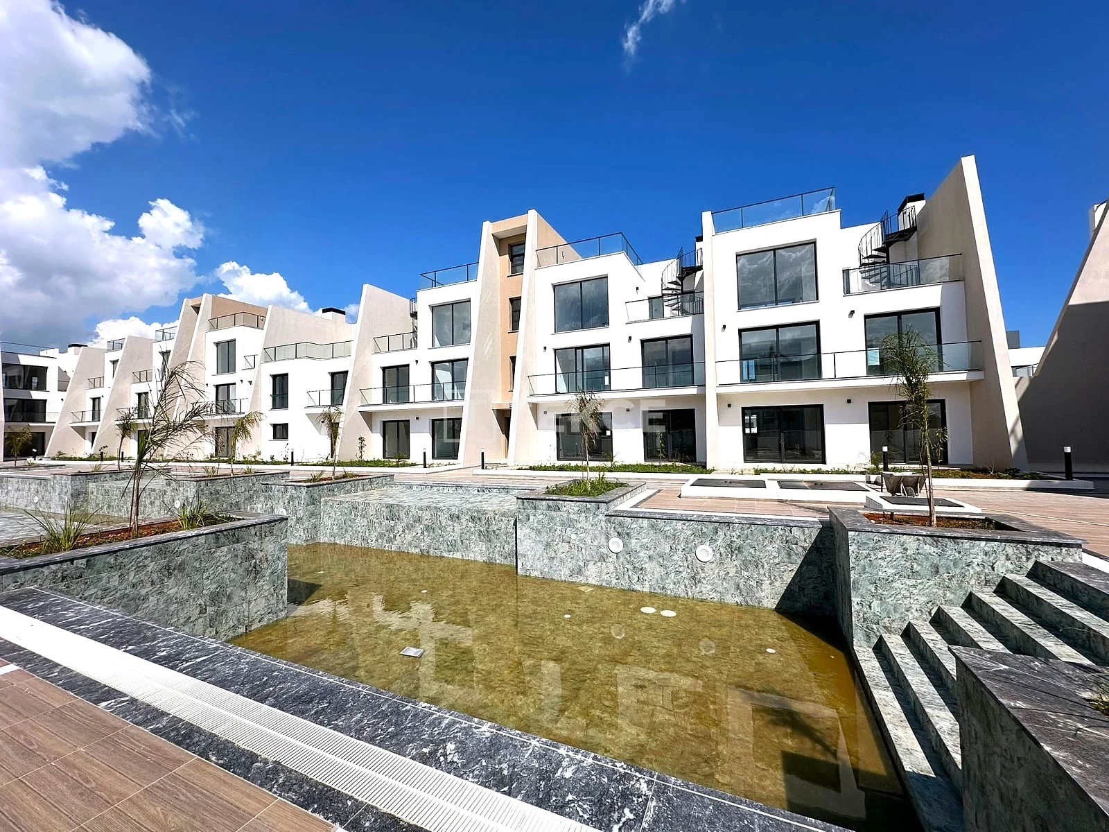 2-Bedroom Penthouse with Sea and Mountain Views in Iskele, photo 4