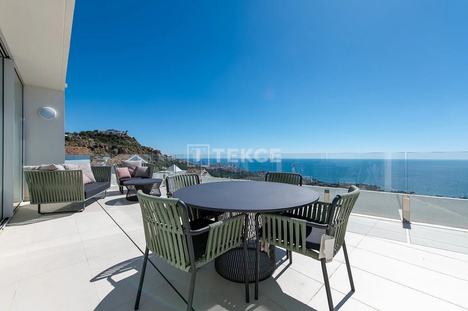 3-Bedroom Apartment with Sea View in Benalmadena, photo 5