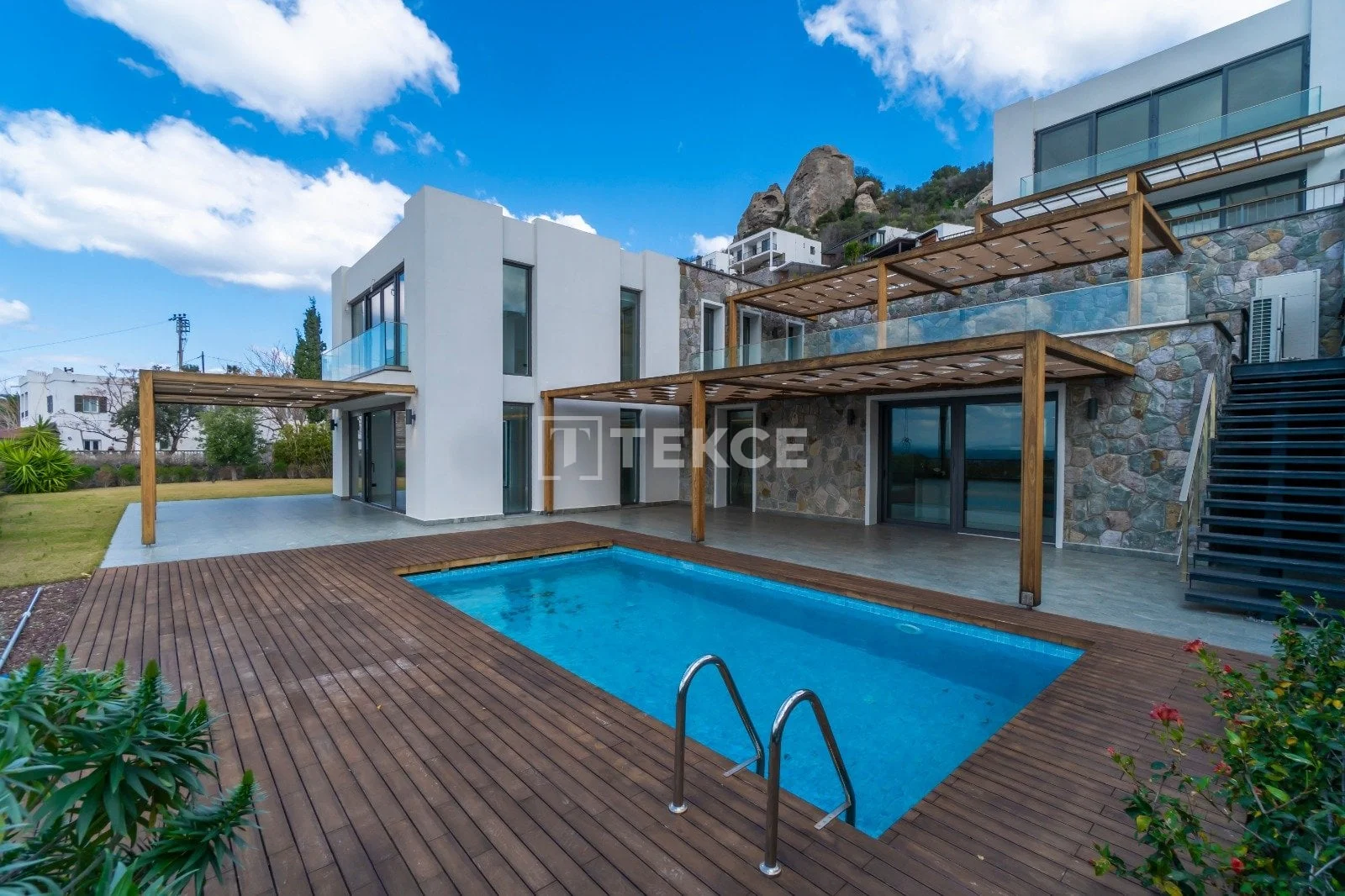 6-Bedroom Villa with Sea View in Yalikavak, Bodrum, photo 2