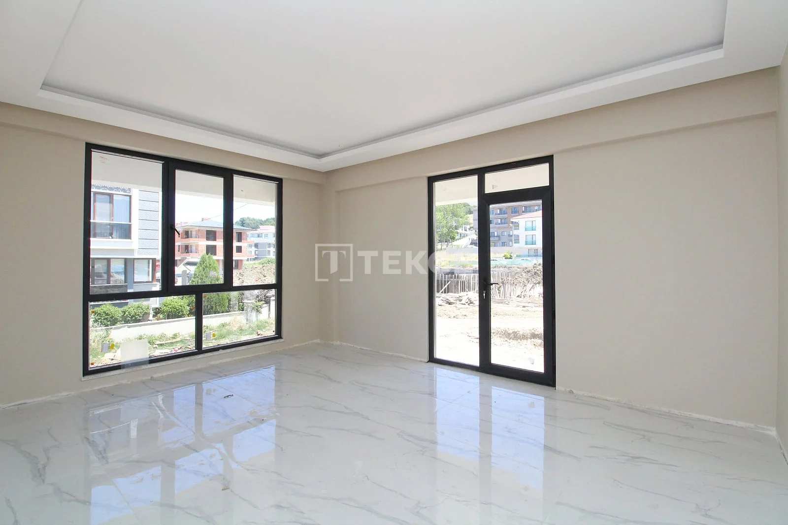 3-Bedroom Apartment with Balcony in Yalova, photo 3