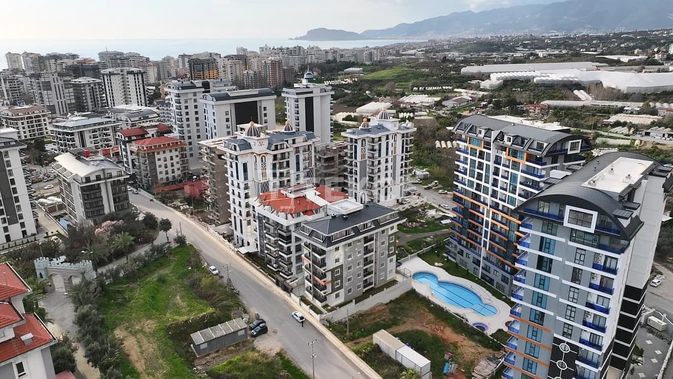 1-Bedroom Apartment with Balcony and Terrace in Mahmutlar, Alanya, photo 4