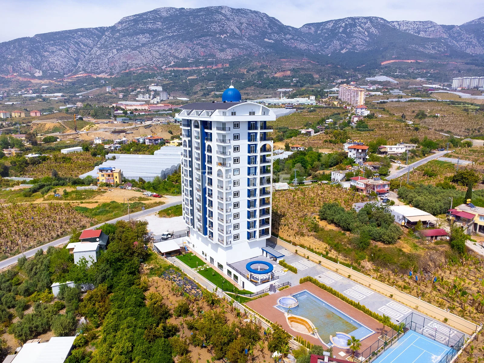 2-Bedroom Penthouse and Apartment with Sea View in Mahmutlar, Alanya, photo 4
