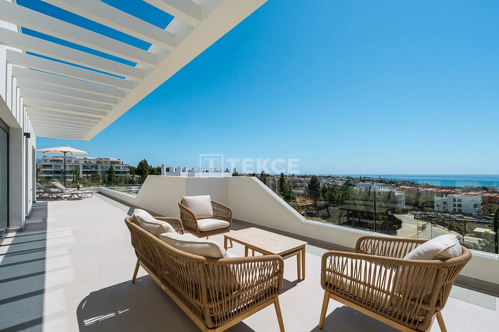 3-Bedroom Apartment with Sea View in Mijas, photo 3