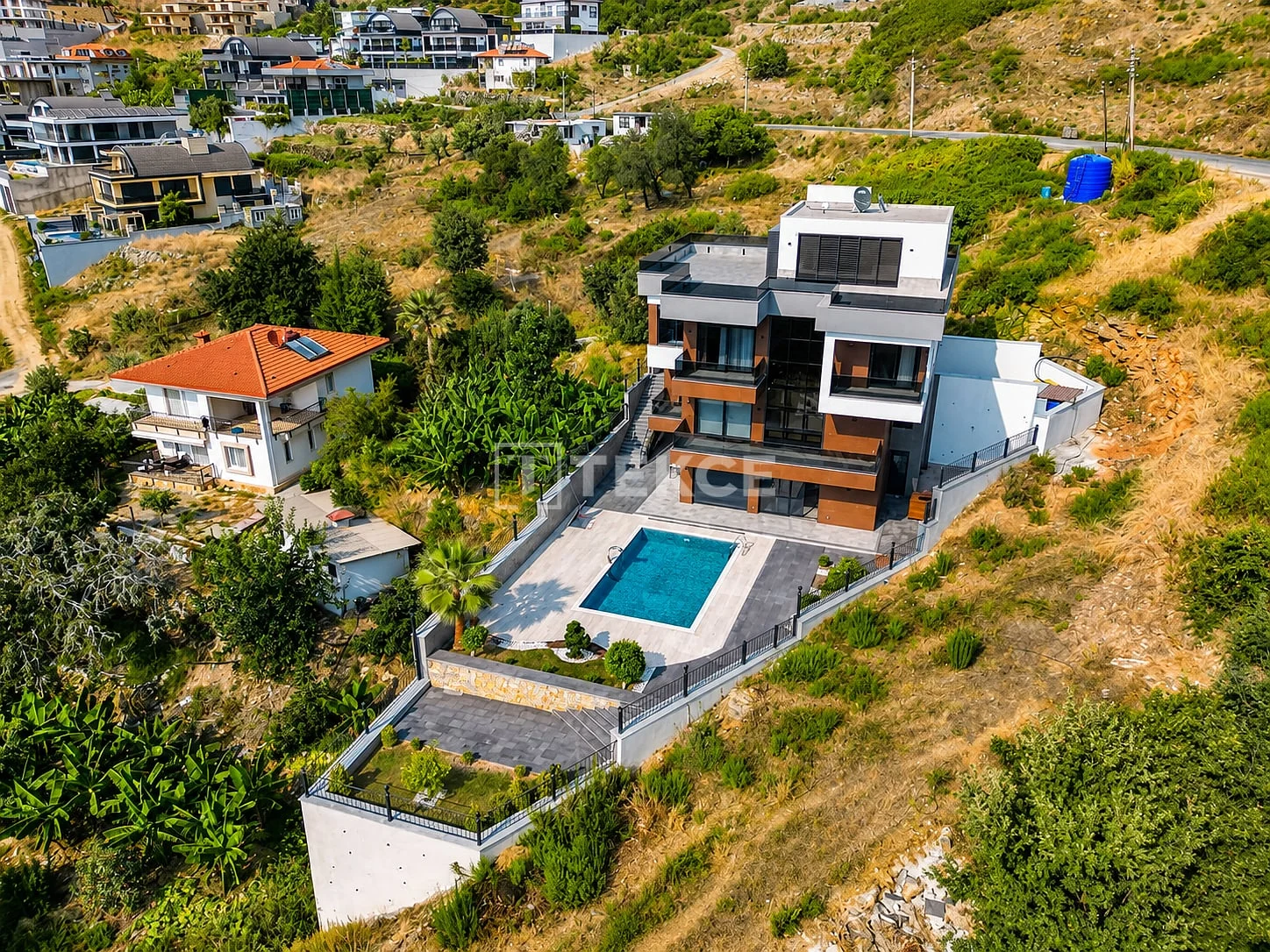 4-Bedroom Villa with Private Pool and Sea View in Kargicak, Alanya, photo 3