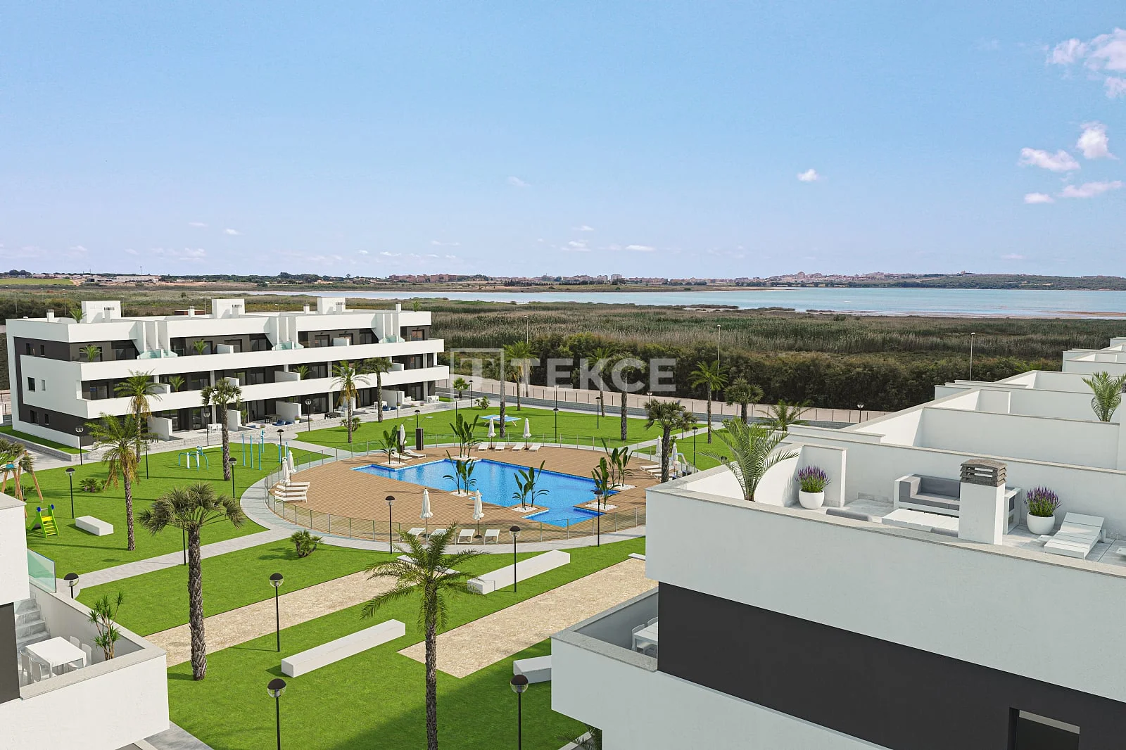 2-Bedroom Apartment with Garden in Guardamar del Segura, photo 2