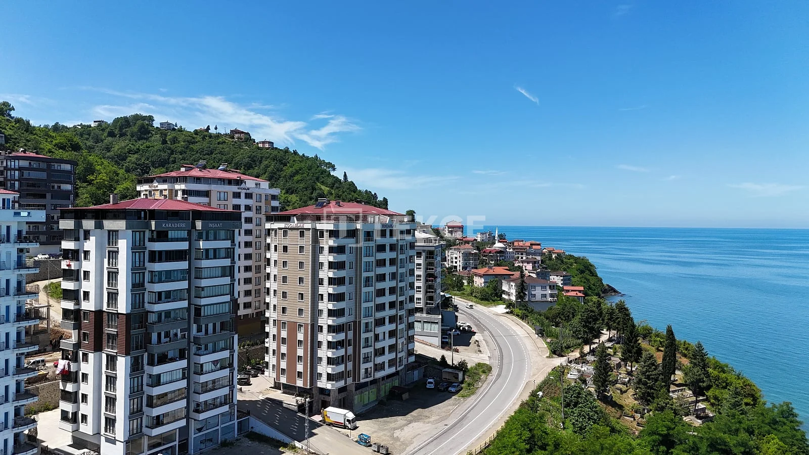 Квартира 4 комнаты (3 спальни) в Трабзоне с видом на море