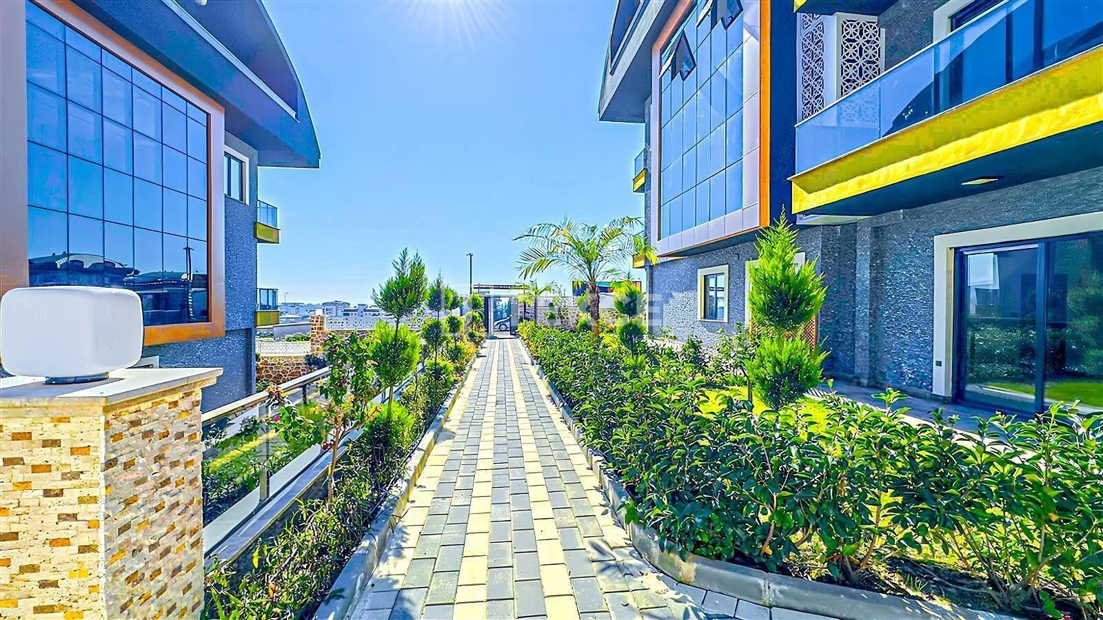 1-Bedroom Apartment with Sea View in Alanya, photo 3