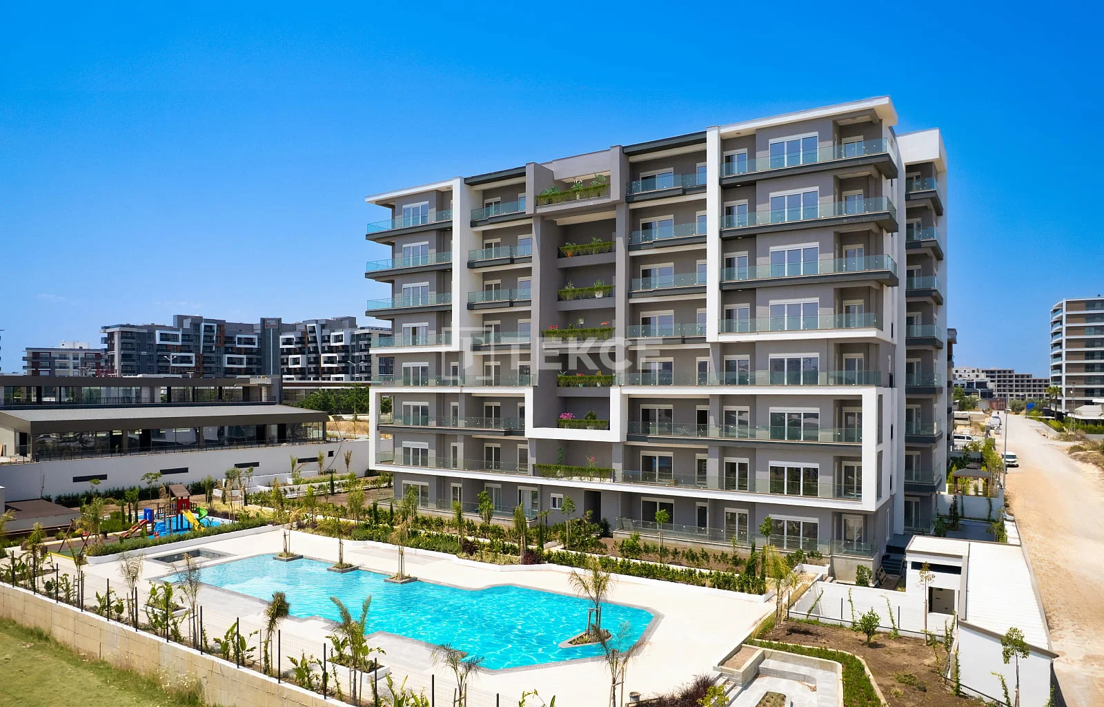 1-Bedroom Apartment with Balcony in Aksu, Antalya, photo 3