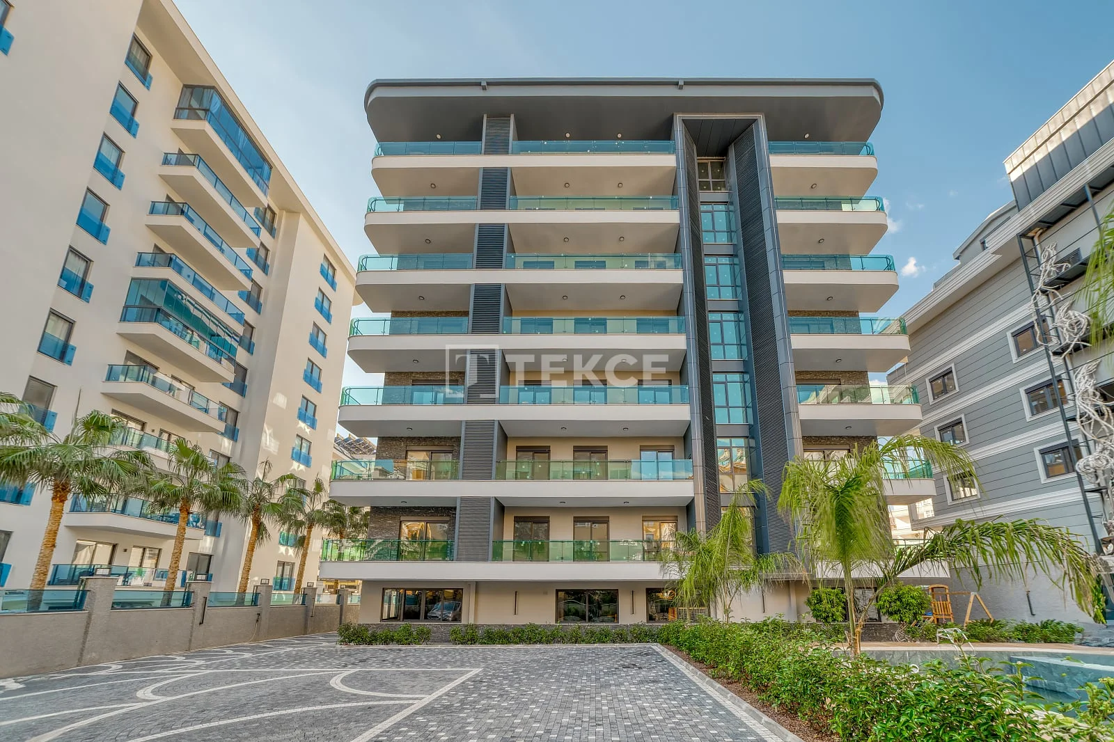 1-Bedroom Apartment with Sea and City Views in Alanya, photo 4