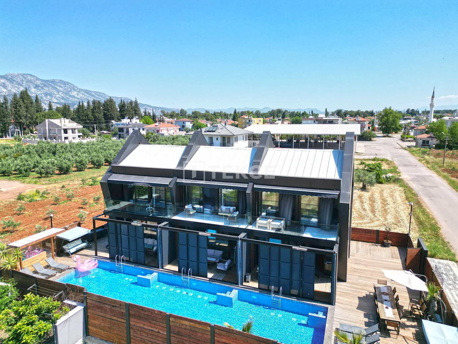 2-Bedroom Townhouse with Shared Pool in Dosemealti, Antalya, photo 3
