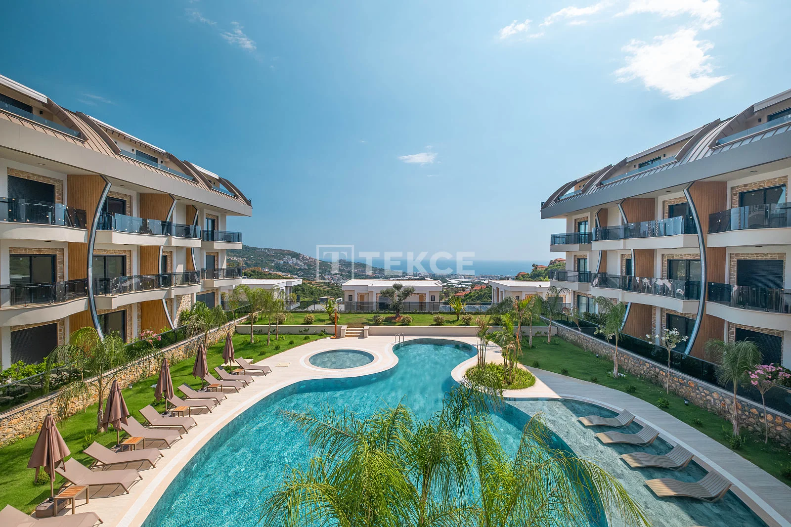 4-Bedroom Luxury Villa with Private Pool and Sea View in Alanya, photo 3