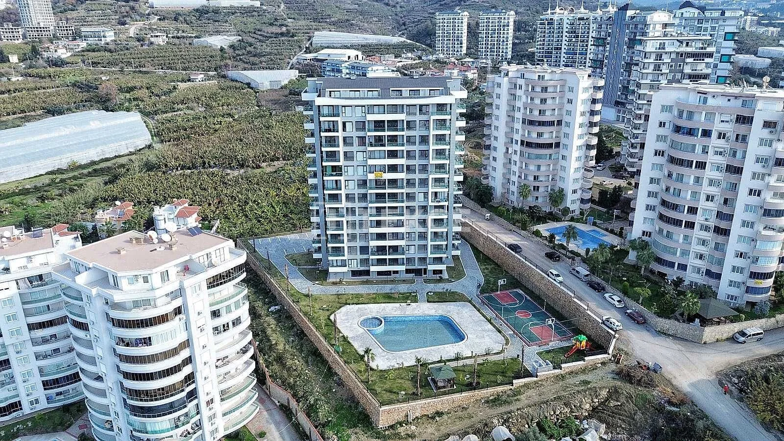 1-Bedroom Apartment with Mountain and City View in Mahmutlar, Alanya, photo 3