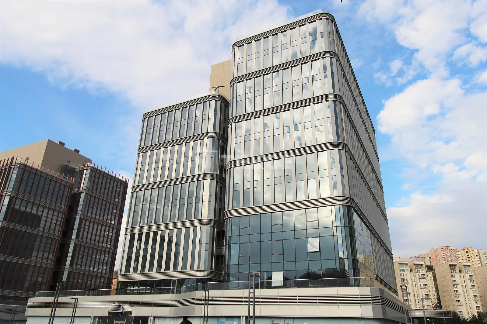 Commercial Space 1,502 m² in Kagithane, Istanbul, photo 2