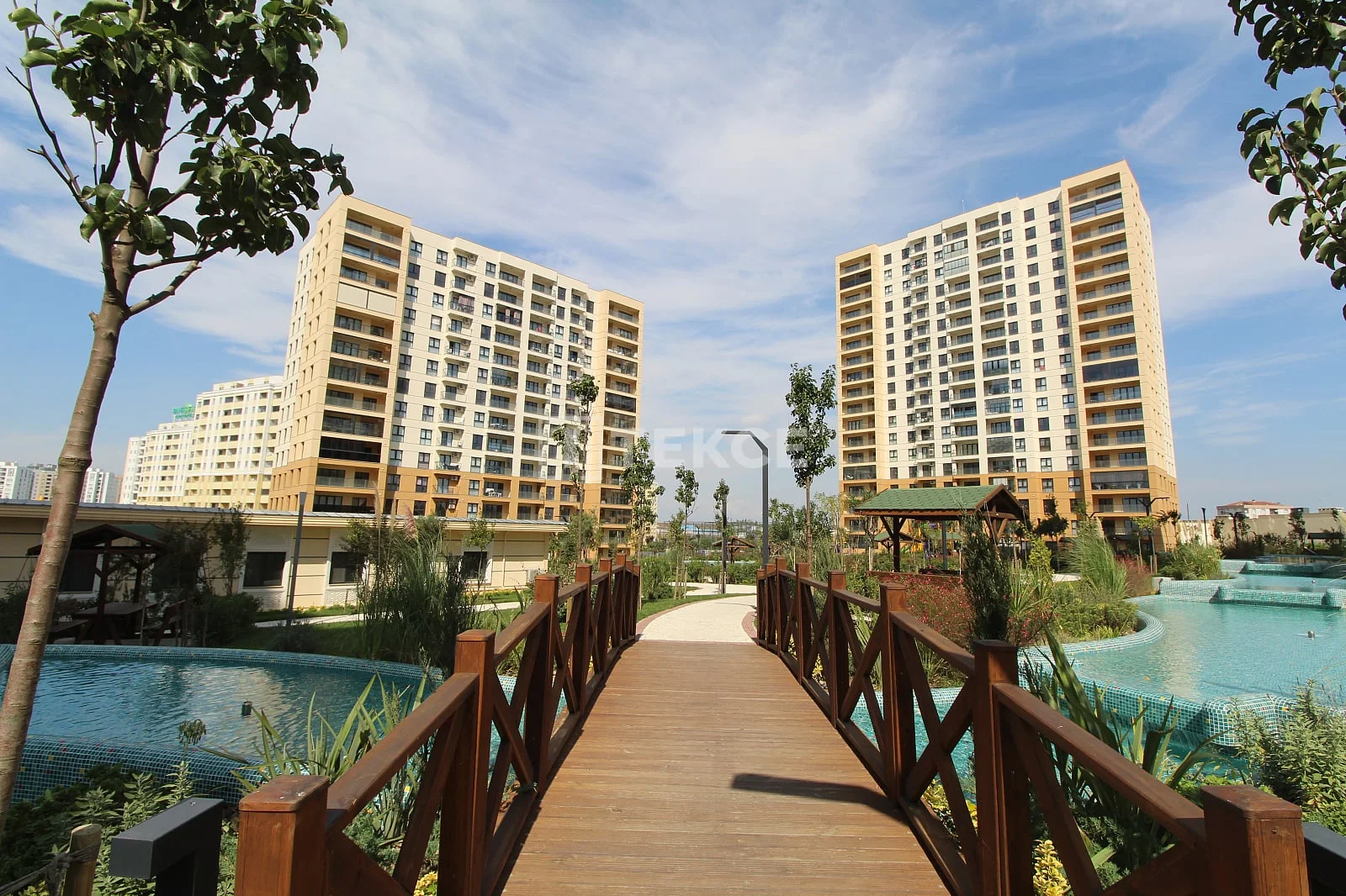 4-Bedroom Apartment with Lake View in Avcilar, Istanbul, photo 2