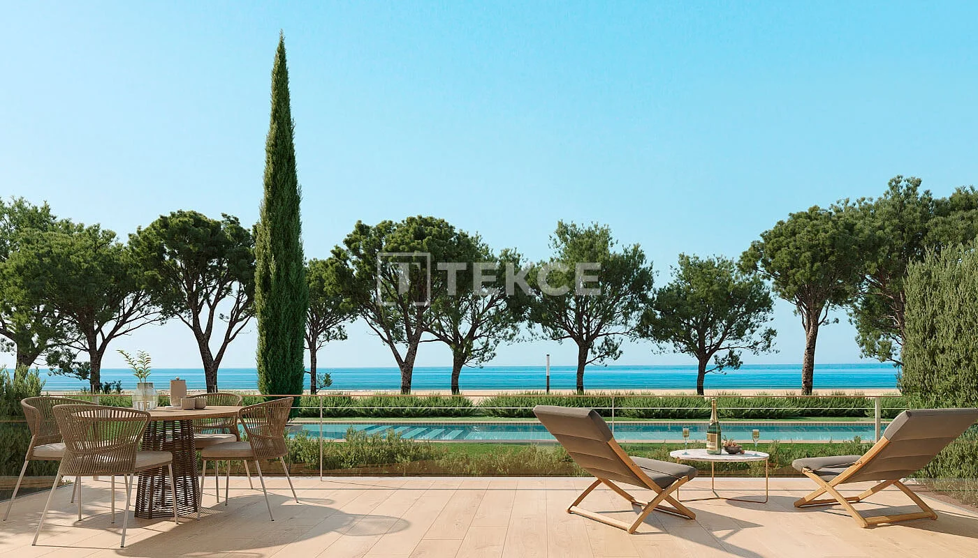 2-Bedroom Beachfront Apartment with Sea View in Platja d'Aro, photo 4