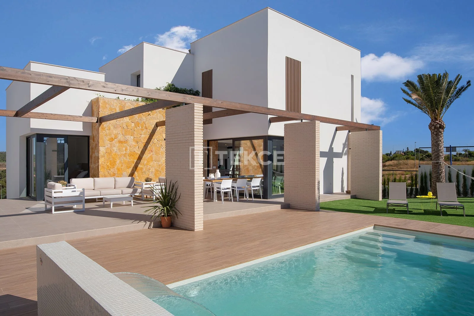 4-Bedroom Villa with Private Pool in Orihuela, Spain, photo 2