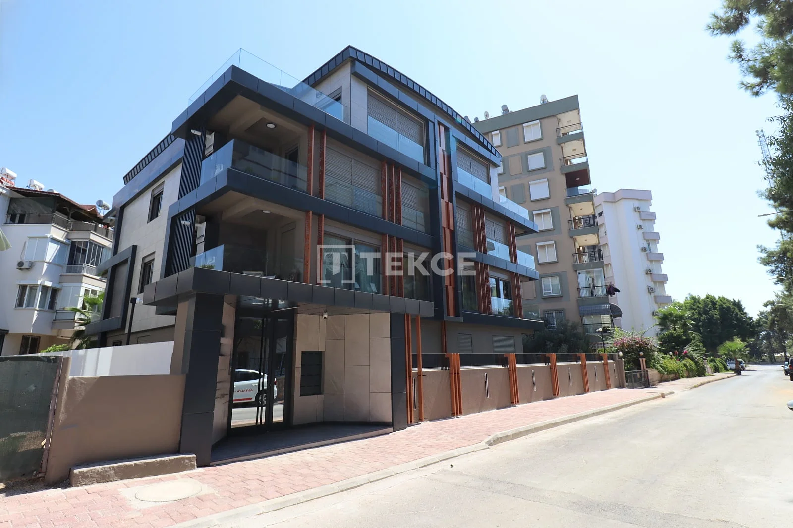 4-Bedroom Apartment with Sea View in Muratpasa, Antalya, photo 4