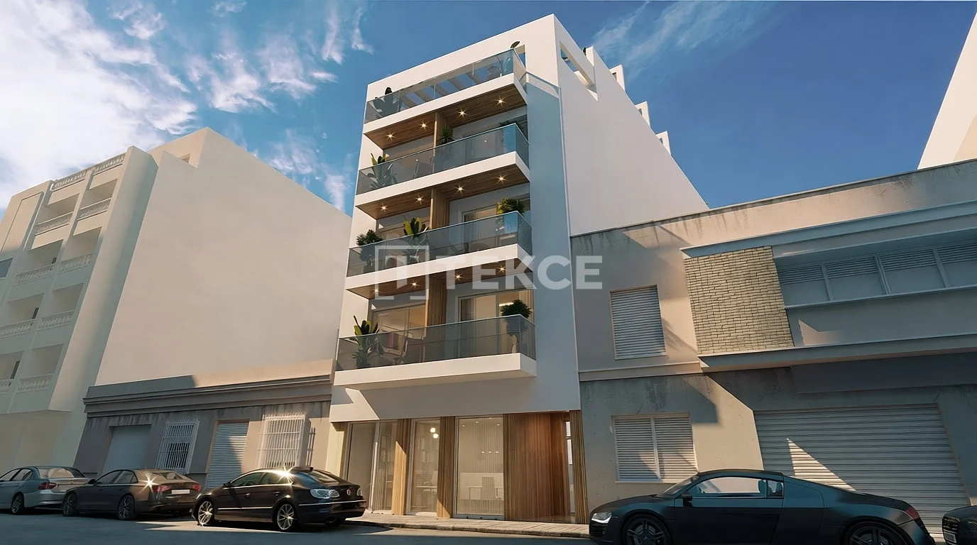 2-Bedroom Apartment with Balcony 500 m from the Beach in Alicante