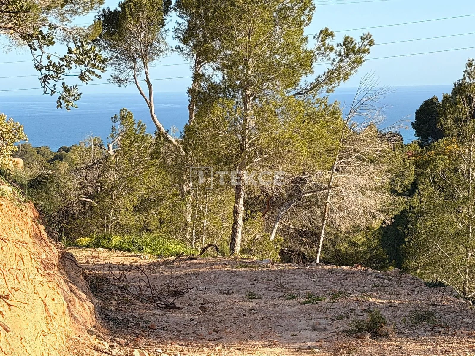 2,120 m² Land Plot with Sea and Mountain Views in Altea, photo 4
