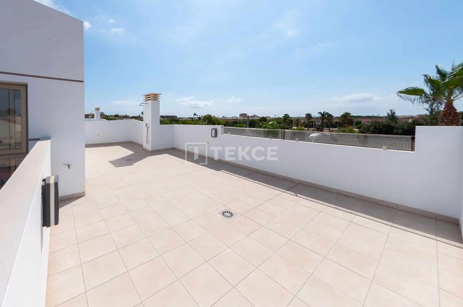 3-Bedroom Villa with Private Pool in Los Alcazares, photo 3