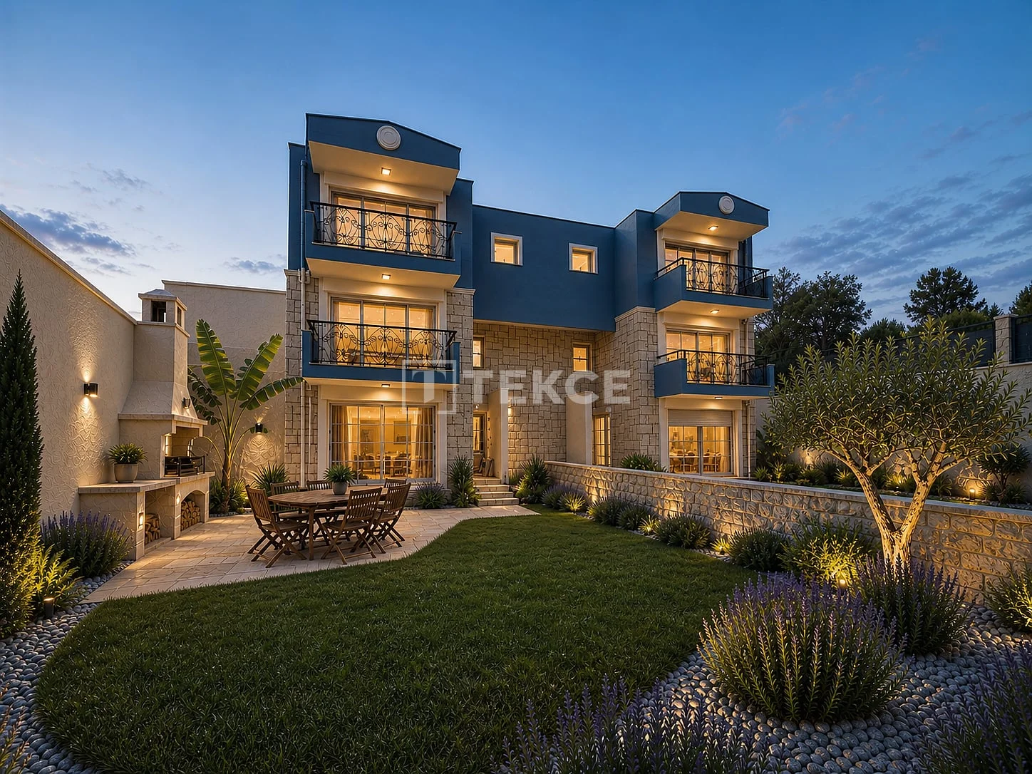 4-Bedroom Townhouse with Private Pool and Garden in Milas, photo 5