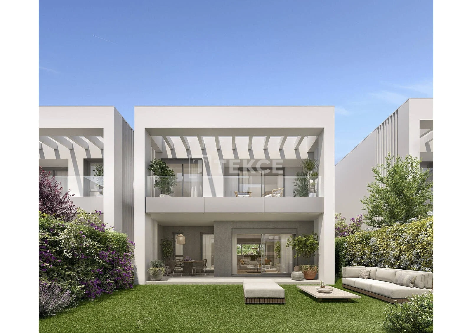 3-Bedroom Townhouse 500 m from the Beach in Marbella, photo 3