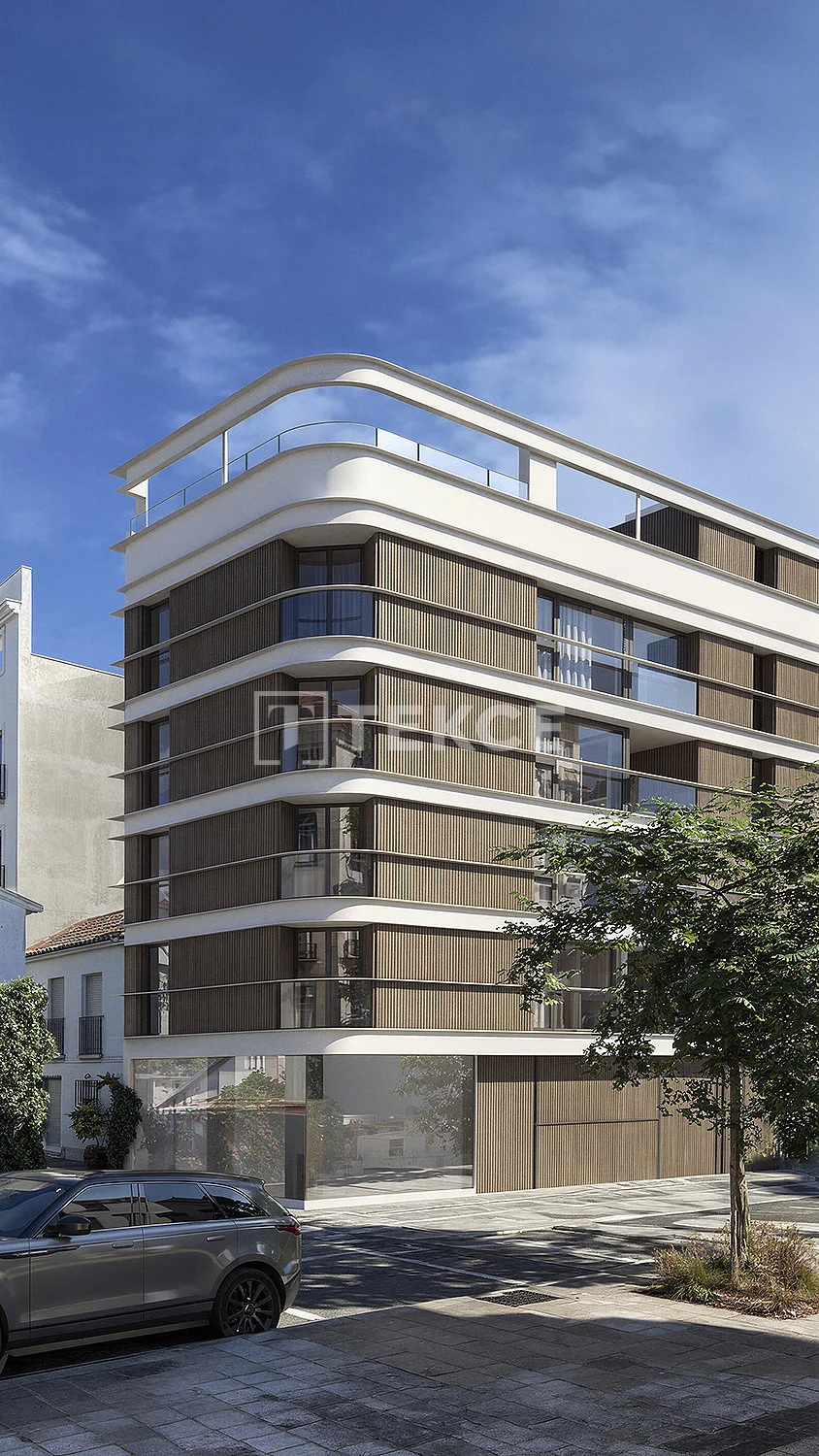 2-Bedroom Apartment with Private Pool in Central Estepona, photo 3