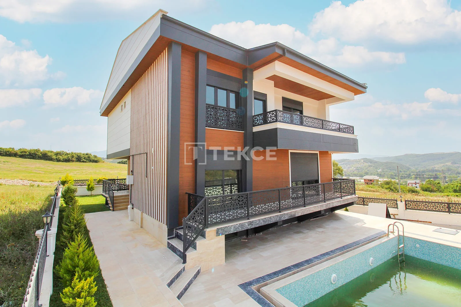 Detached Villa