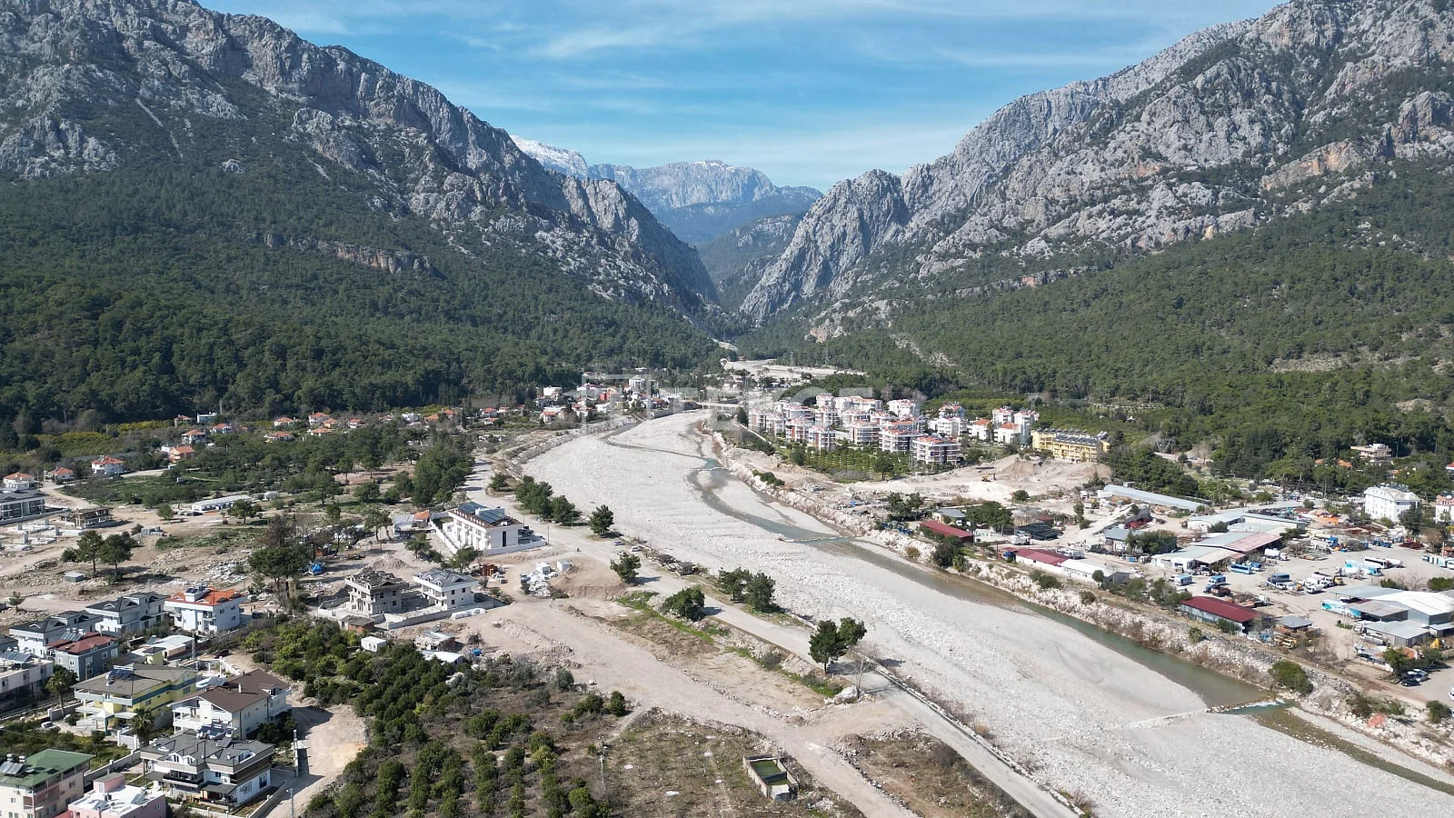 1-Bedroom Apartment with Mountain View in Kemer, Turkey, photo 5