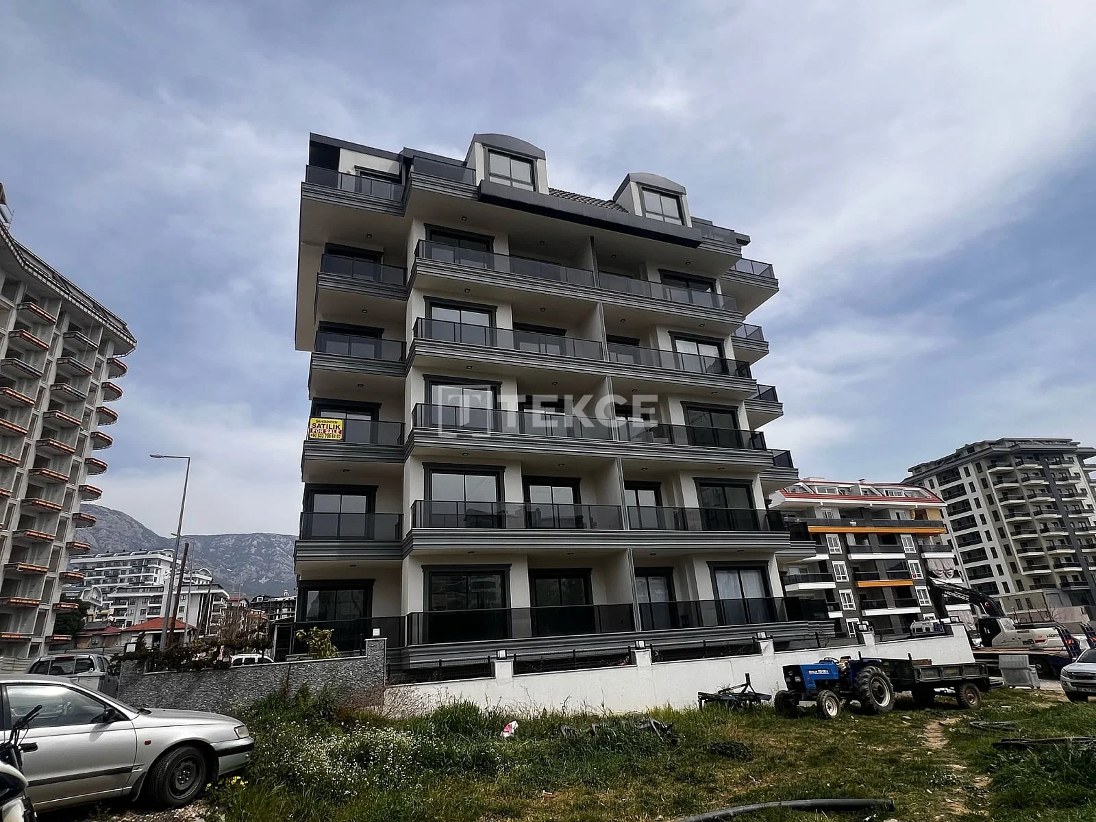 3-Bedroom (4-Room) Penthouse and Apartment with Shared Pool in Mahmutlar, Alanya, photo 3