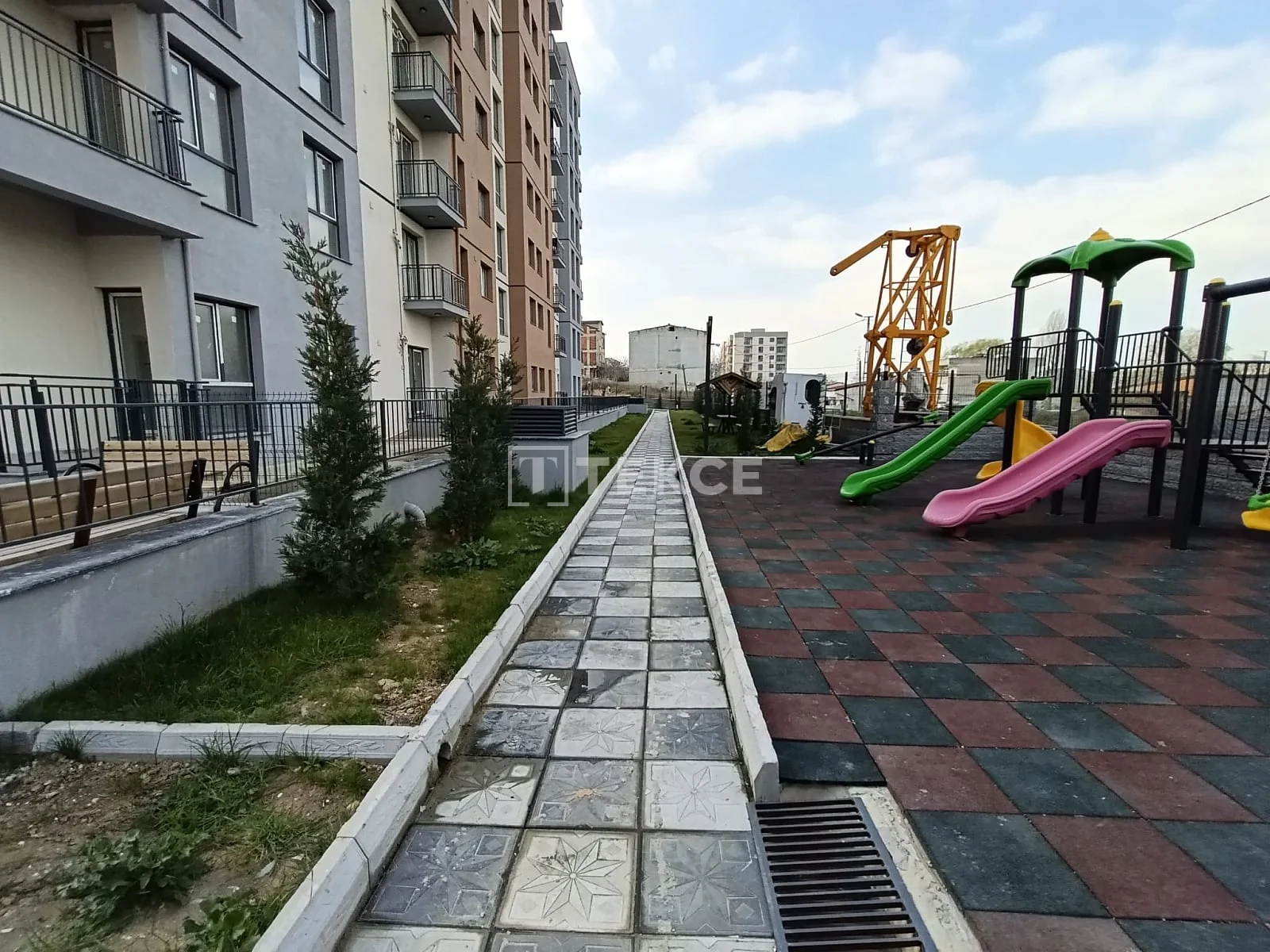 Квартира 4 комнаты (3 спальни) в новом комплексе Стамбула, фото 4