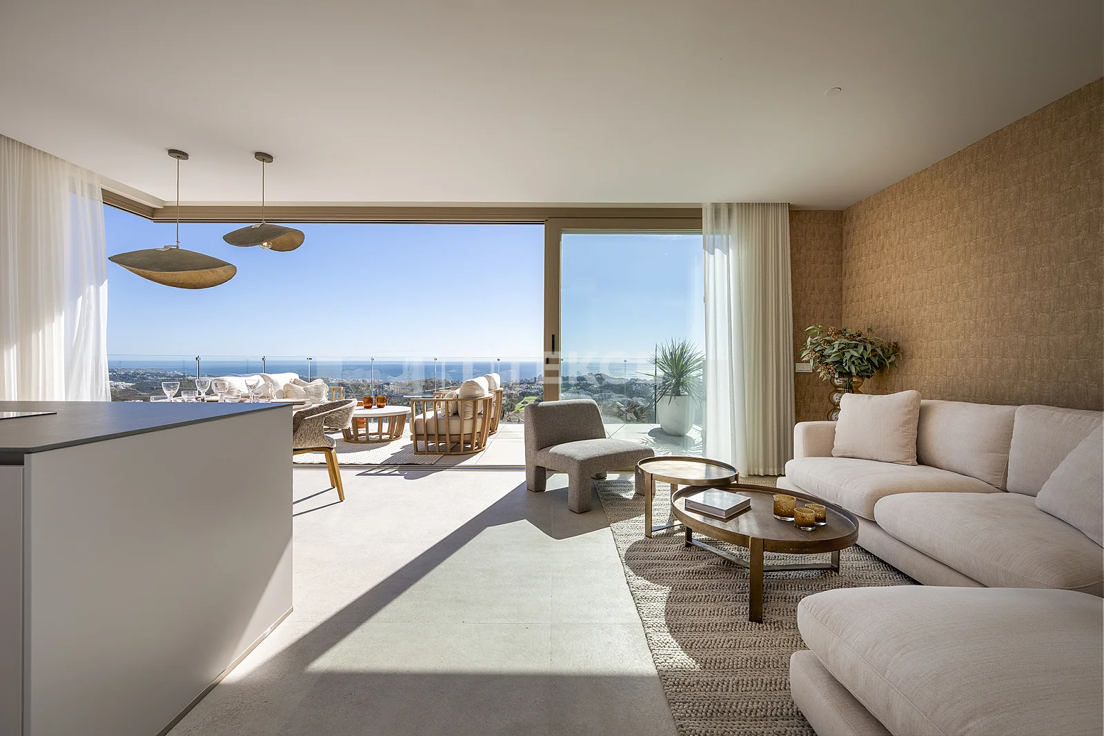 2-Bedroom Apartment with Sea and Mountain View in Mijas, photo 3