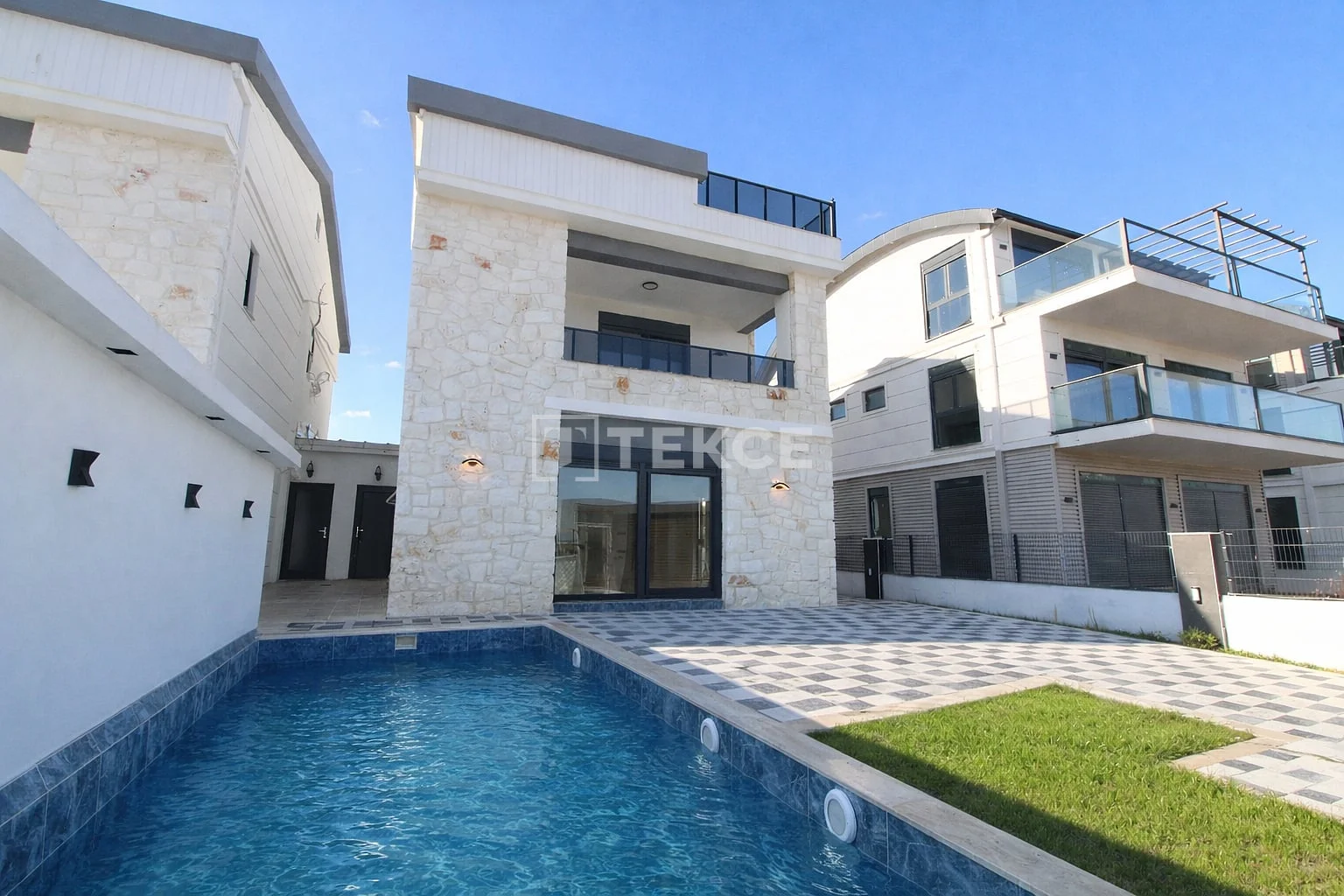 5-Bedroom Villa with Private Pool and Garden in Belek