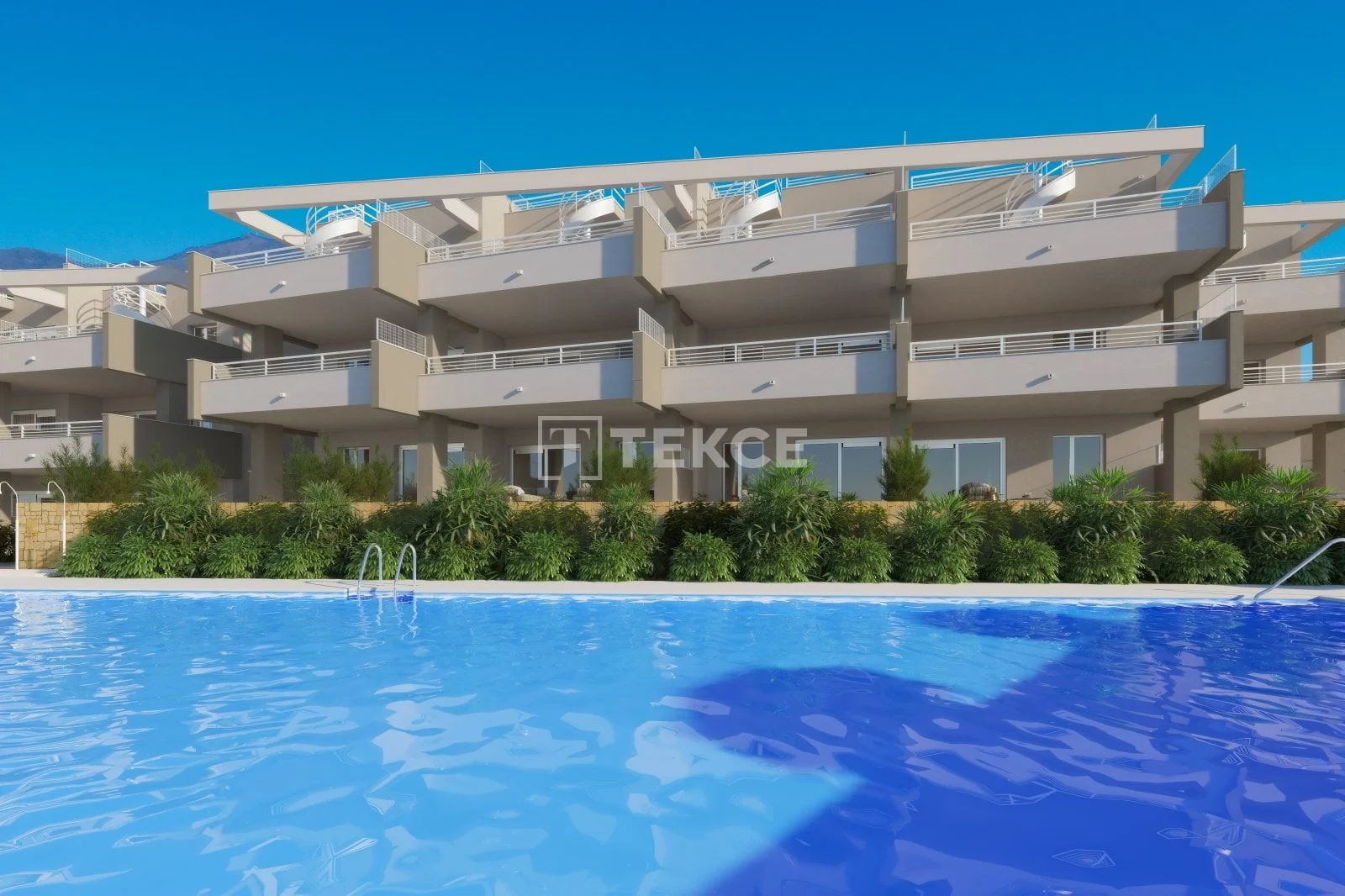 2-Bedroom Apartment with Sea View in Estepona, photo 2