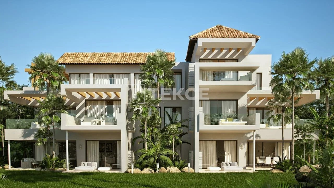 3-Bedroom Penthouse with Sea Views in Benavis