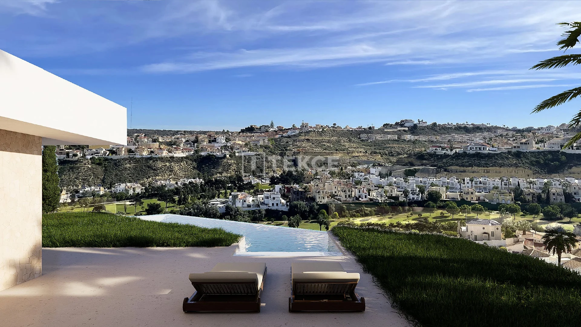 4-Bedroom Villa with Private Pool and Golf View in Rojales, Spain, photo 2