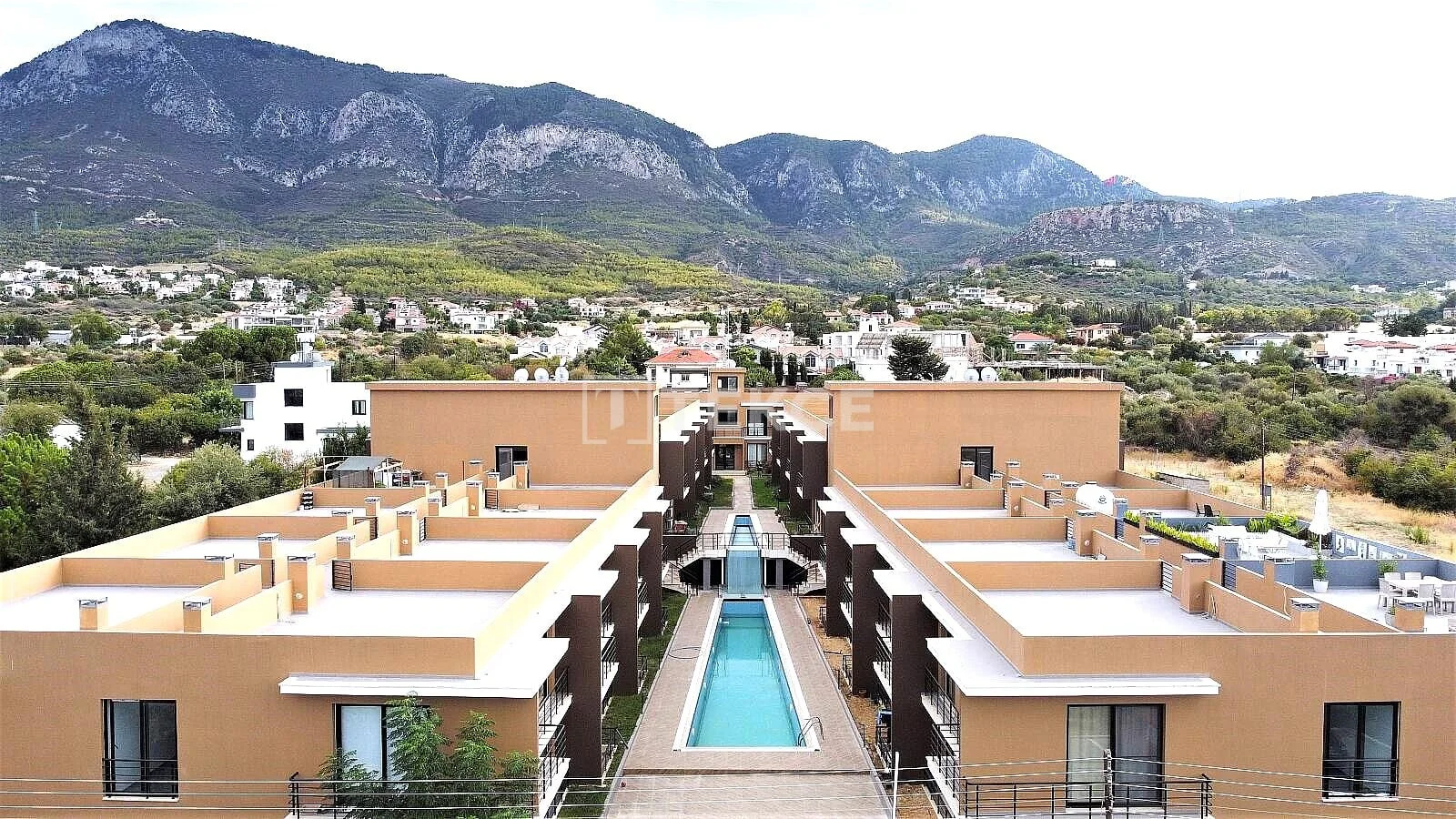 1-Bedroom Apartment with Mountain and Sea Views in Kyrenia