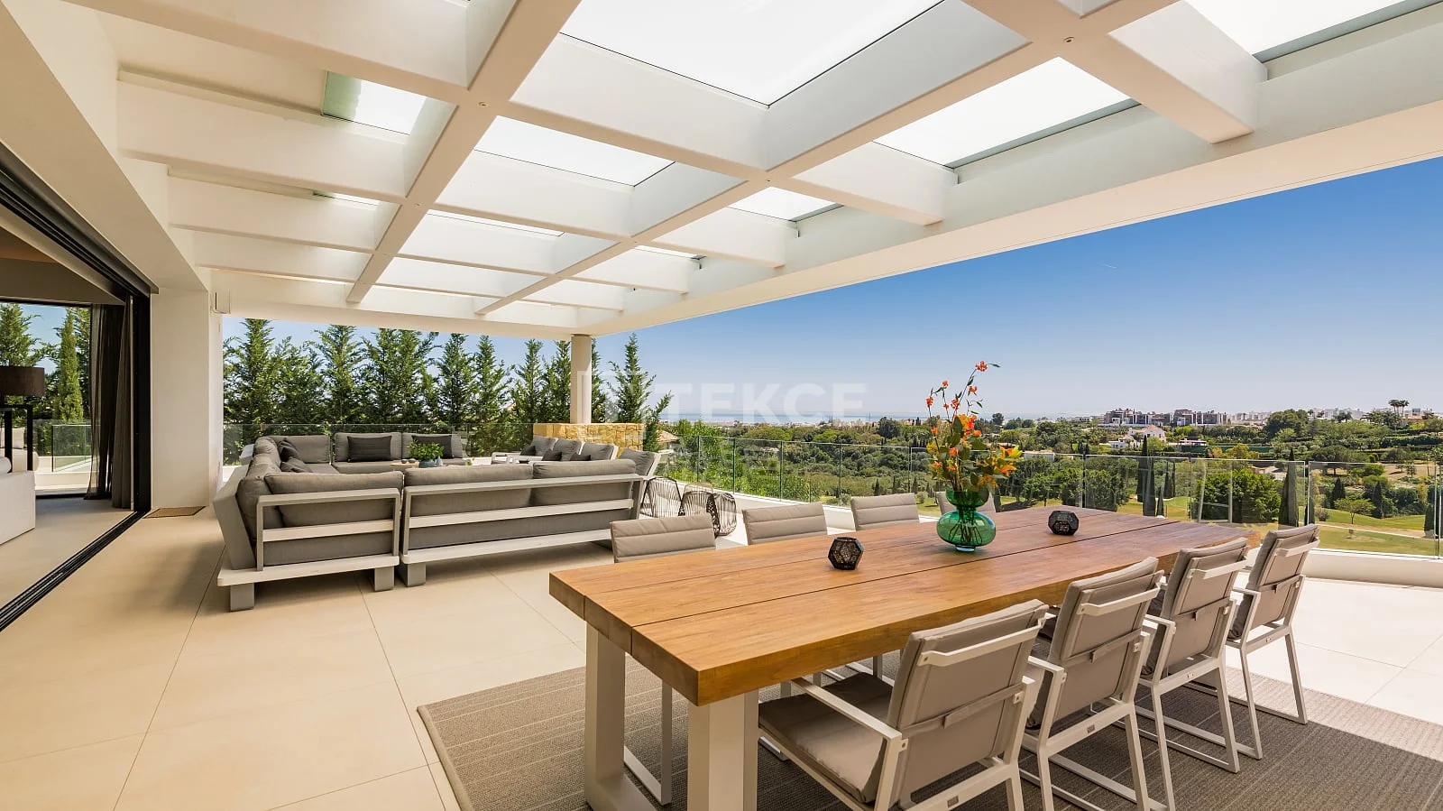 5-Bedroom Villa with Sea and Golf Course Views in Benavista, photo 5
