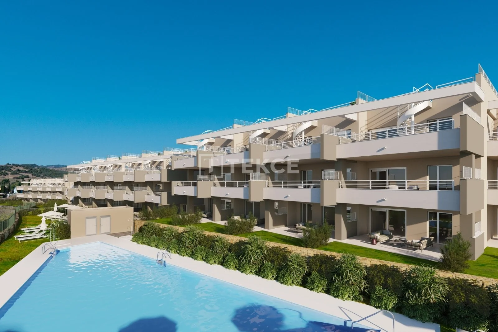 2-Bedroom Apartment with Sea View in Estepona