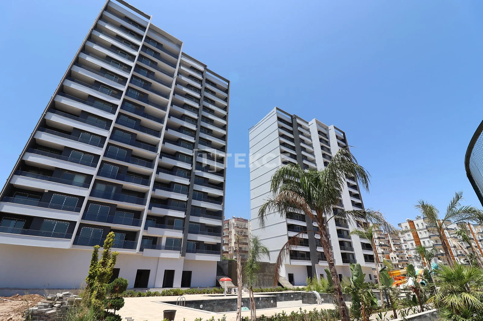 2-Bedroom Apartment with Sea View in Mersin