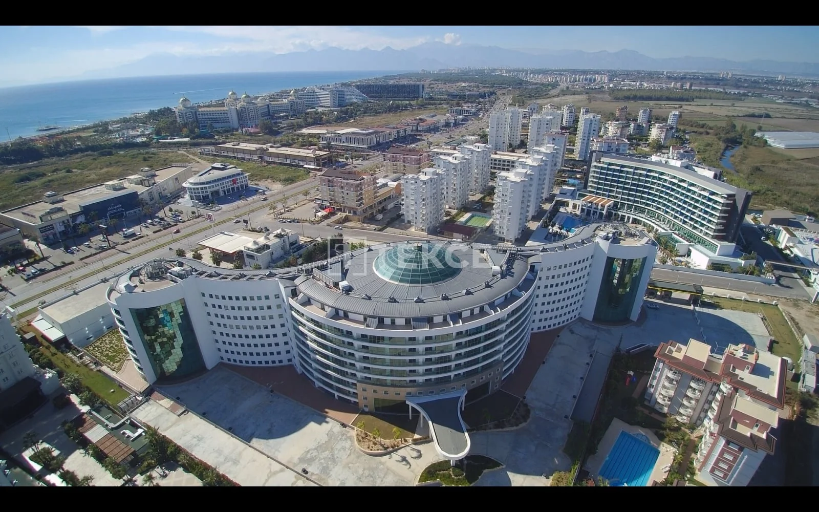 1-Bedroom Apartment with Sea View in Aksu, Antalya
