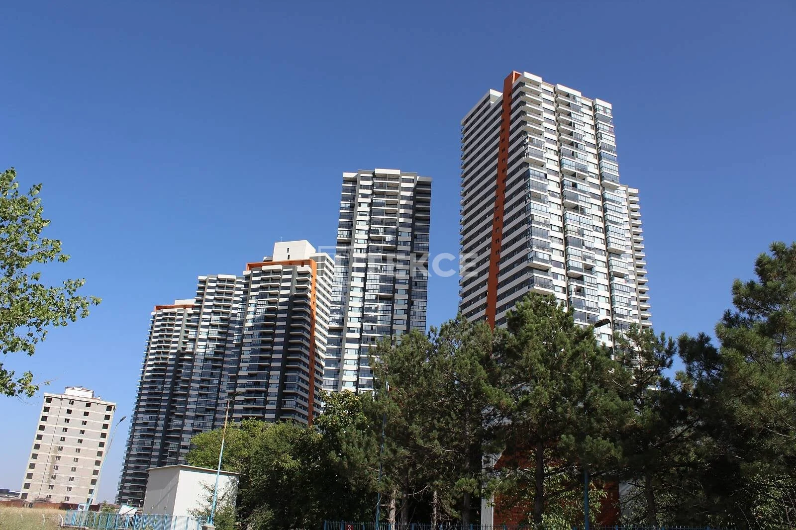 4-Bedroom Apartment with City View in Mamak, Ankara, photo 2