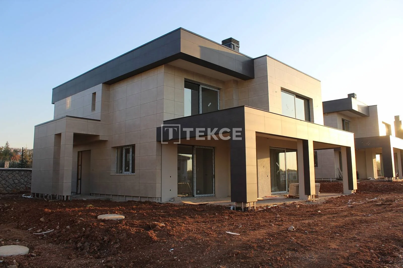 8-Bedroom Villa with Private Garden in Golbasi, Ankara